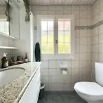 Elegant Family With And Mountain Views * Leissigen