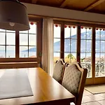 Elegant Family With And Mountain Views *