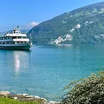 Elegant Family With And Mountain Views Nyaraló