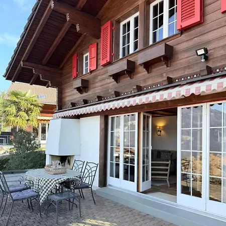 Сasa de vacaciones Elegant Family With And Mountain Views