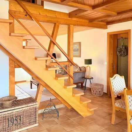 Elegant Family With And Mountain Views Сasa de vacaciones Leissigen
