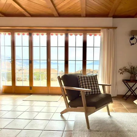 Elegant Family With And Mountain Views Ferienhaus