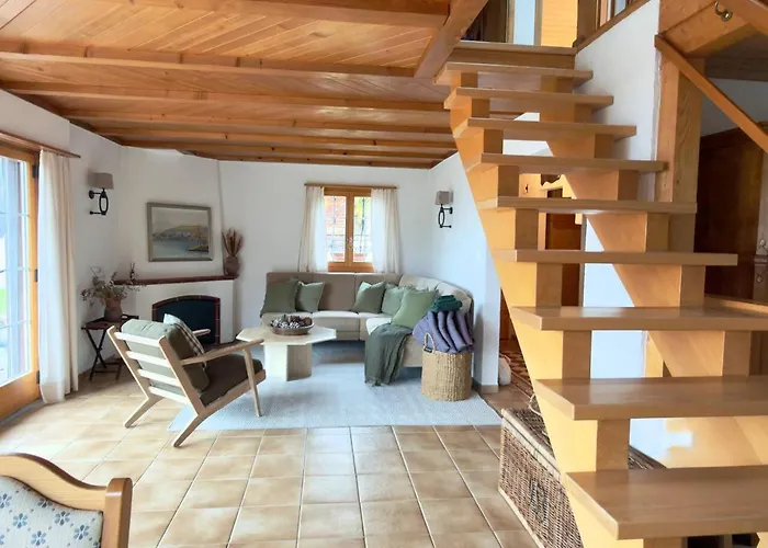 בית נופש Elegant Family With And Mountain Views Leissigen