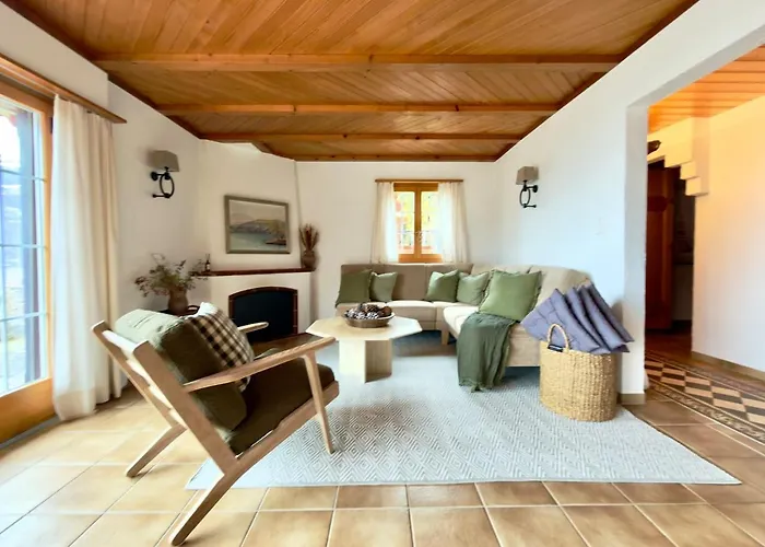 Elegant Family With And Mountain Views * Leissigen