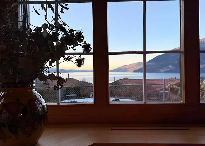 Elegant Family With And Mountain Views Semesterbostad Leissigen