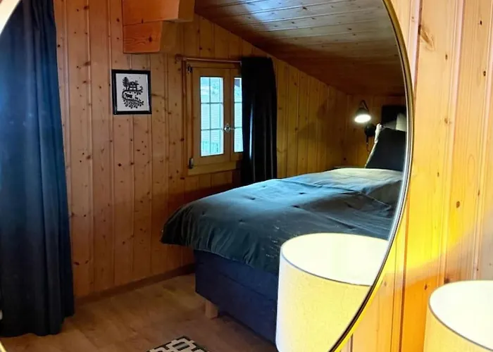 Semesterbostad Elegant Family With And Mountain Views