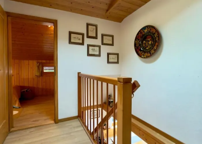 Semesterbostad Elegant Family With And Mountain Views